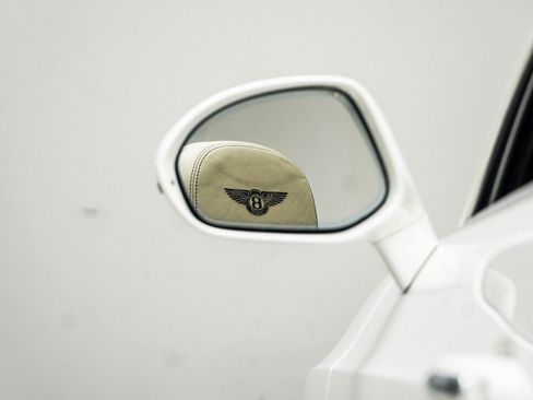 Used 2017 Bentley Continental GT image 16