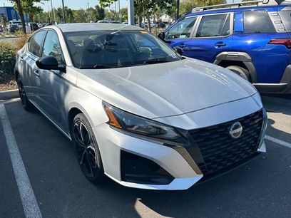 Used 2024 Nissan Altima 2.5 SR