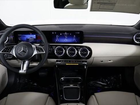 New 2026 Mercedes-Benz CLA 250 image 4