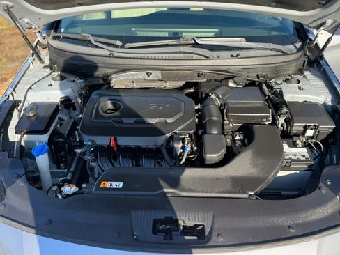Used 2017 Hyundai Sonata SE FWD image 18