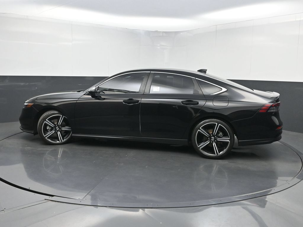 Used 2023 Honda Accord Sport image 37