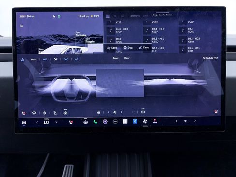 Used 2024 Tesla Cybertruck AWD Crew Cab image 22