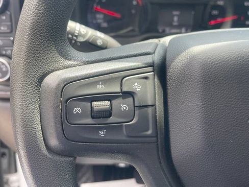 Used 2023 Chevrolet Silverado 1500 Custom AWD/4WD image 32