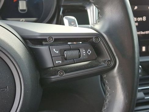 Used 2023 Porsche Macan image 25