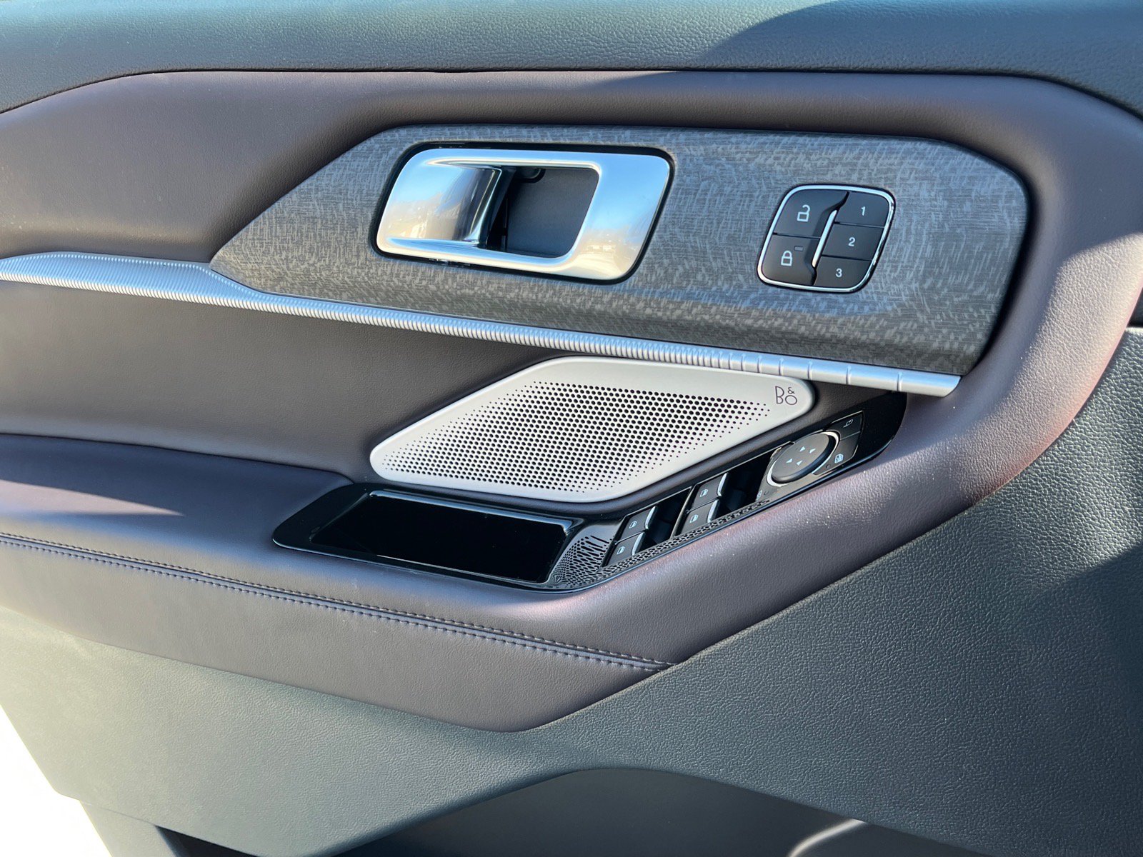 New 2026 Ford Explorer Platinum RWD image 16