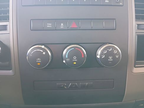 Used 2011 RAM 1500 ST w/ ST Popular Equipment Group AWD/4WD image 16