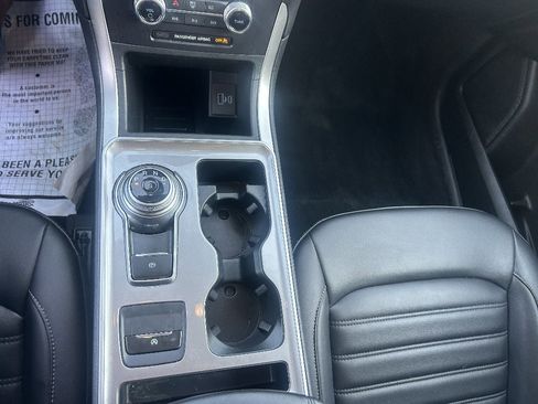 Used 2024 Ford Edge SEL w/ Convenience Package image 14