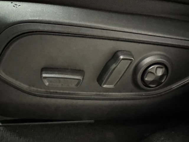 Used 2023 Jeep Grand Cherokee L Laredo AWD/4WD image 9