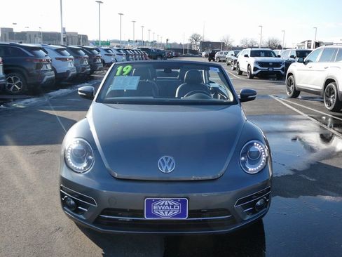 Used 2019 Volkswagen Beetle 2.0T SE FWD image 14