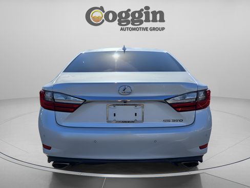 Used 2017 Lexus ES 350 w/ Luxury Package image 4