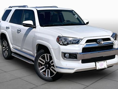 Used 2017 Toyota 4Runner Limited AWD/4WD image 3