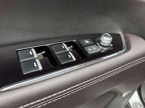 Used 2025 MAZDA CX-5 Signature image 25