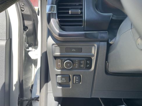 New 2026 Ford F150 Platinum w/ Equipment Group 702A High AWD/4WD image 13