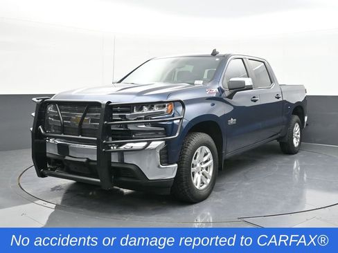 Used 2019 Chevrolet Silverado 1500 LT w/ Texas Edition image 3