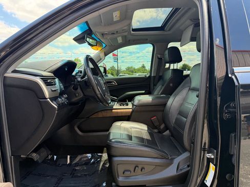 Used 2018 GMC Yukon Denali w/ Denali Ultimate Package AWD/4WD image 14