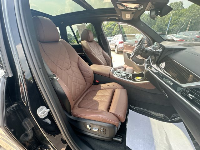 Used 2024 BMW X5 xDrive50e w/ Executive Package AWD/4WD image 38