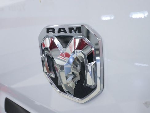 Used 2024 RAM ProMaster 2500 w/ Convenience Group FWD image 26