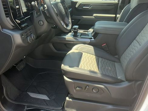 New 2025 Chevrolet Silverado 1500 ZR2 w/ Technology Package image 13