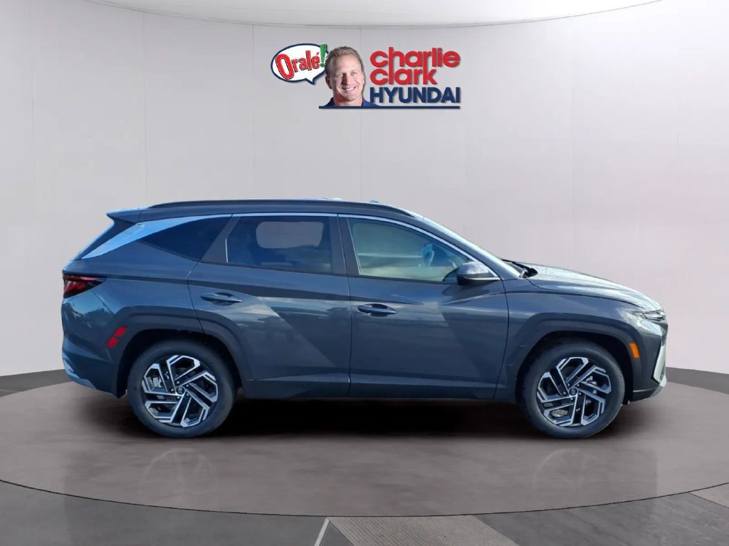 New 2026 Hyundai Tucson SEL Plus FWD image 6