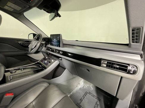 Used 2020 Lincoln Aviator Reserve w/ Equipment Group 201A image 19