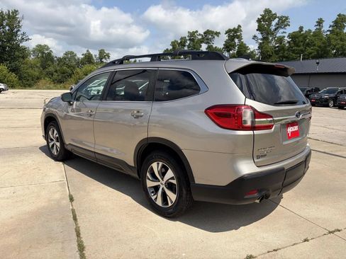 Used 2019 Subaru Ascent Premium AWD/4WD image 6