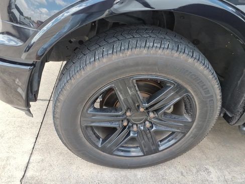 Used 2019 Ford F150 XLT w/ Equipment Group 302A Luxury RWD image 10