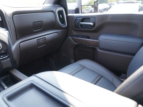 Used 2020 GMC Sierra 3500 Denali w/ Denali Ultimate Package AWD/4WD image 13