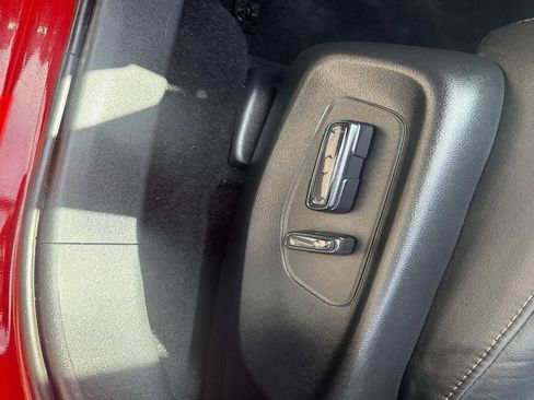 Used 2025 Honda HR-V EX-L image 18