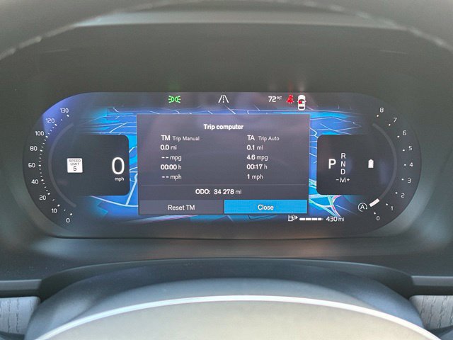 Certified 2025 Volvo V90 B6 Cross Country Ultra AWD/4WD image 25