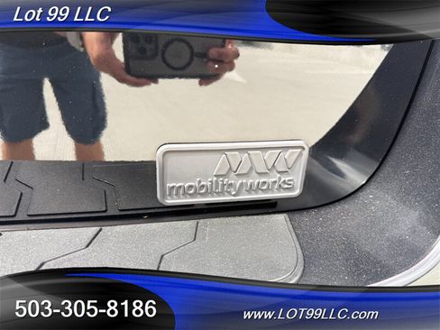 Used 2011 Honda Odyssey Touring image 68