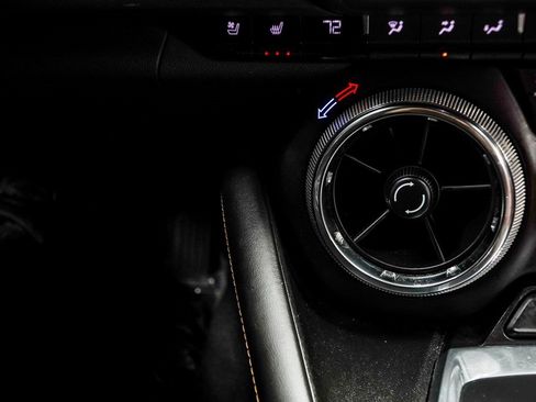 Used 2017 Chevrolet Camaro SS image 23