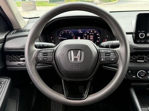 Used 2023 Honda Accord EX image 16