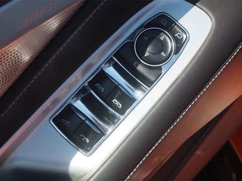 Used 2024 Chevrolet Corvette Z06 image 9