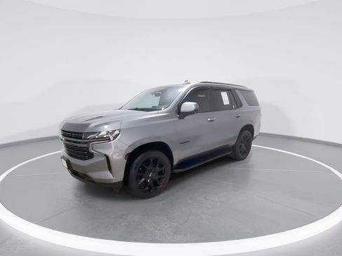 Used 2021 Chevrolet Tahoe RST w/ Luxury Package AWD/4WD image 6