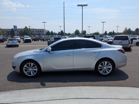 Used 2015 Buick Regal Premium FWD image 9
