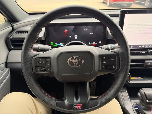 Used 2026 Toyota RAV4 AWD Plug-in Hybrid image 15