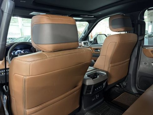 Used 2025 Toyota Tundra 1794 Edition image 19