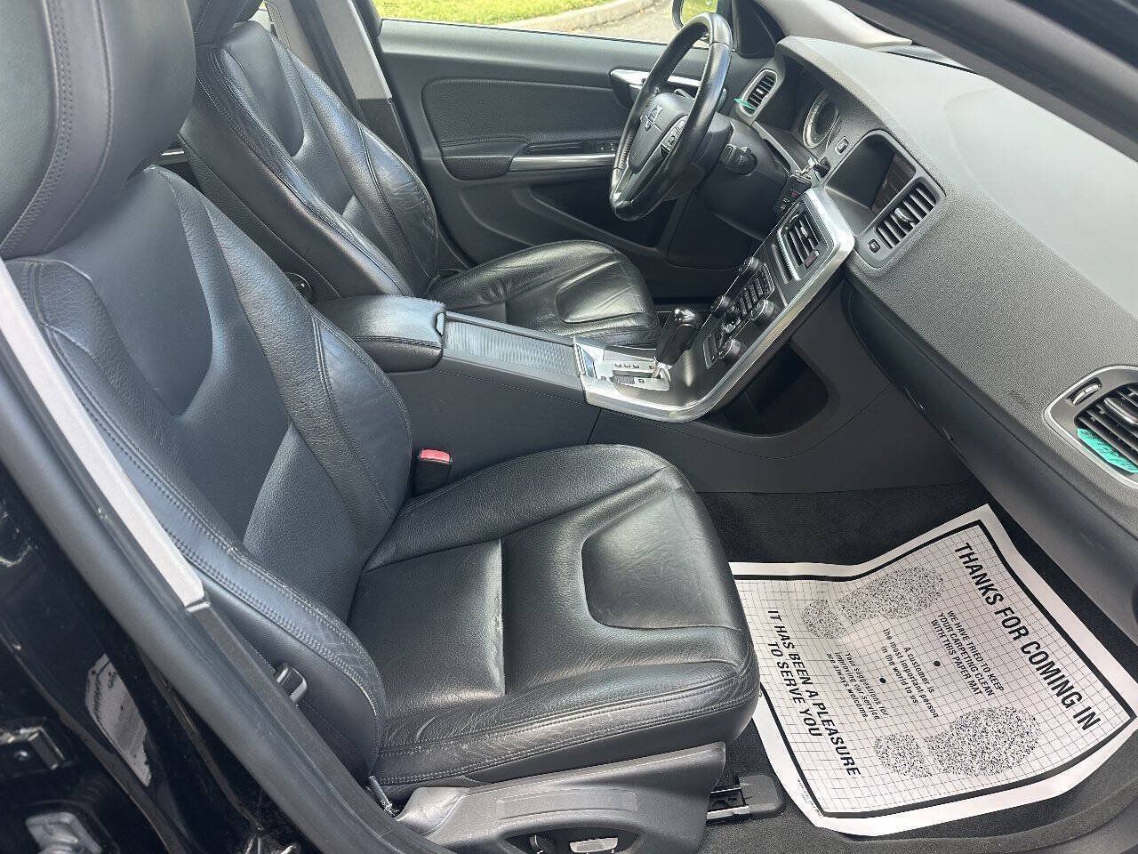 Used 2012 Volvo S60 T5 FWD image 10