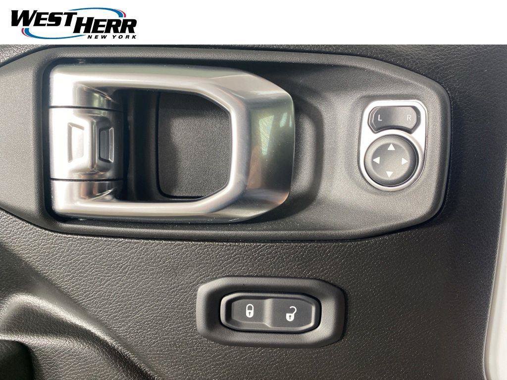 Used 2026 Jeep Wrangler Unlimited Sport AWD/4WD image 14
