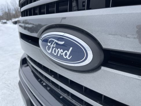 Used 2018 Ford F150 XLT w/ Equipment Group 302A Luxury image 26