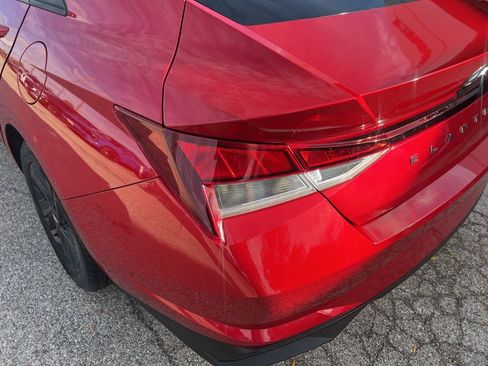 Used 2023 Hyundai Elantra SEL w/ Cargo Package image 30