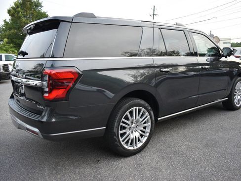 Used 2024 Ford Expedition Max Limited AWD/4WD image 3