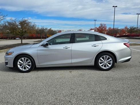 Used 2022 Chevrolet Malibu LT image 39