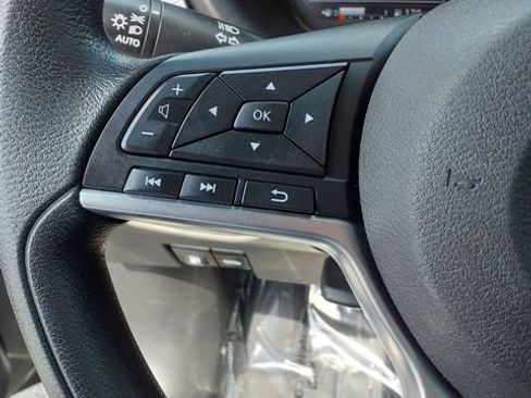 Used 2021 Nissan Kicks SV FWD image 26