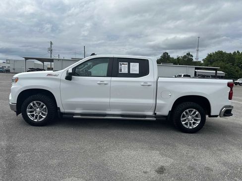 Used 2025 Chevrolet Silverado 1500 LT AWD/4WD image 5