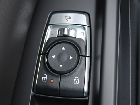 New 2026 Kia Carnival SX w/ SX Dark Edition Package FWD image 27