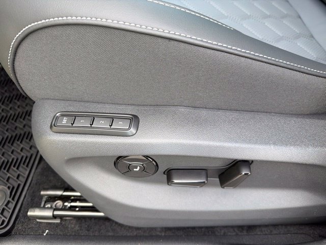 New 2026 Volkswagen Tiguan SEL R-Line AWD/4WD image 12