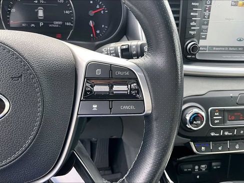 Used 2019 Kia Sorento SX w/ SX Touring Package FWD image 17