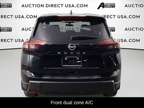 Used 2026 Nissan Rogue SV FWD image 3