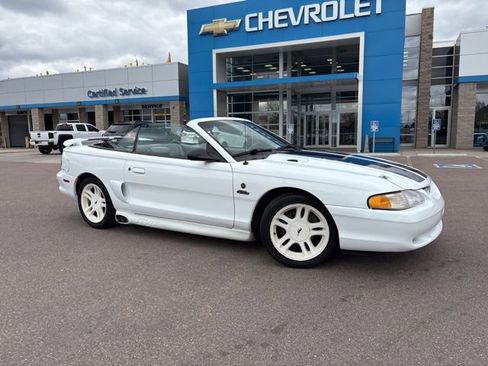 Used 1997 Ford Mustang GT RWD image 3